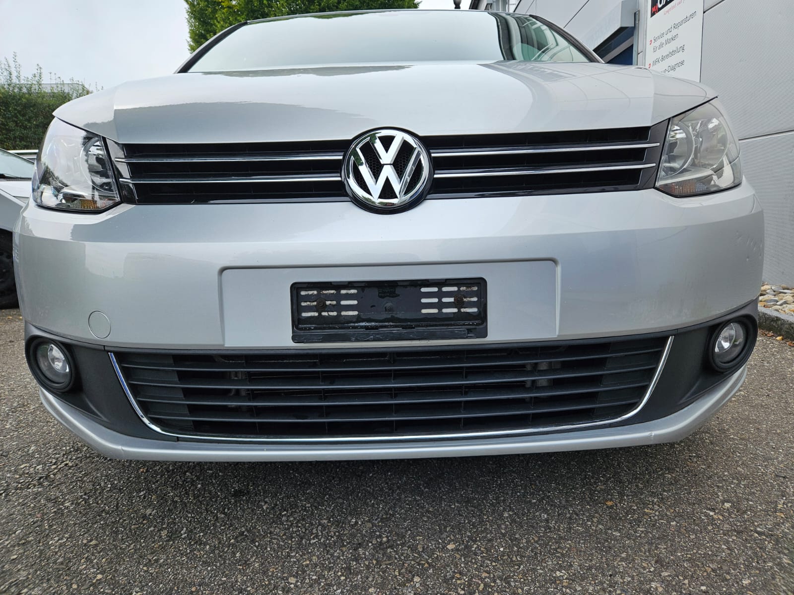 
								VW Touran 1.6 TDI Comfortline DSG 08.2012 full									