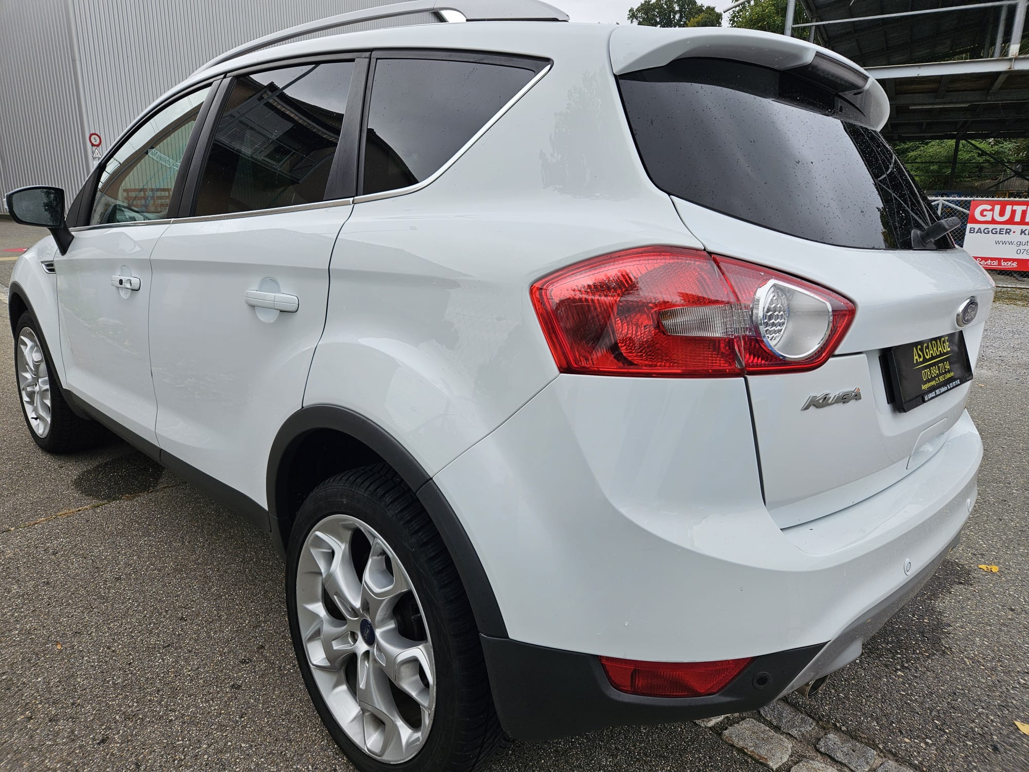 
								Ford FORD Kuga 2.0 TDCi Titanium 4WD PowerShift 2012 full									