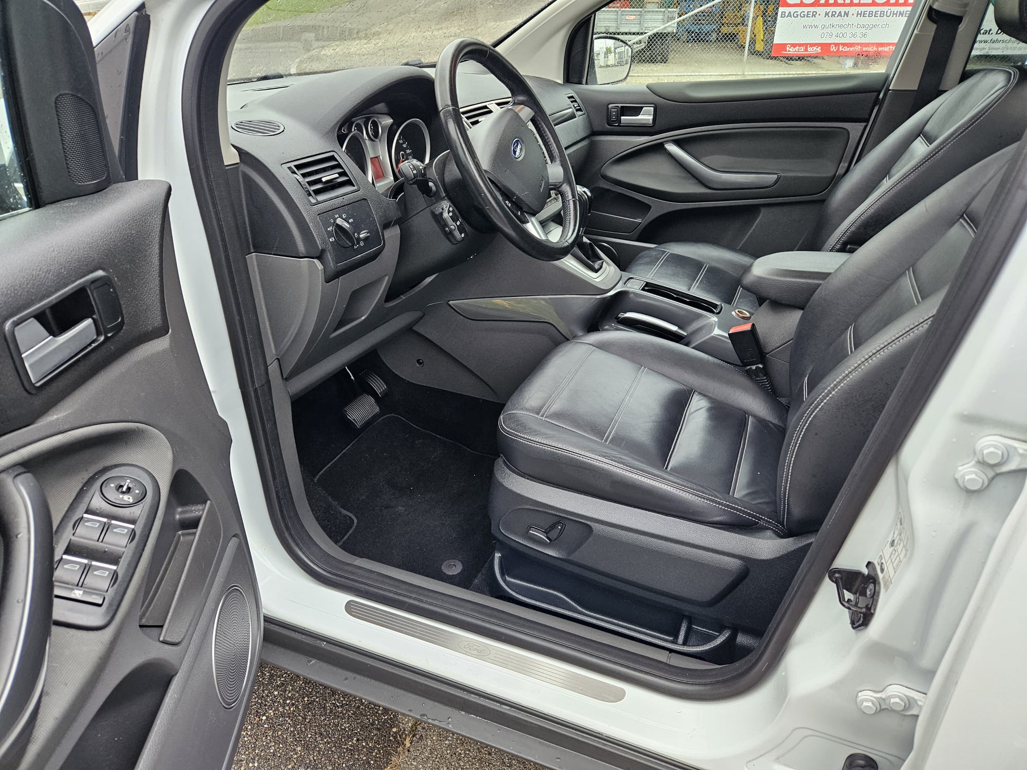 
								Ford FORD Kuga 2.0 TDCi Titanium 4WD PowerShift 2012 full									