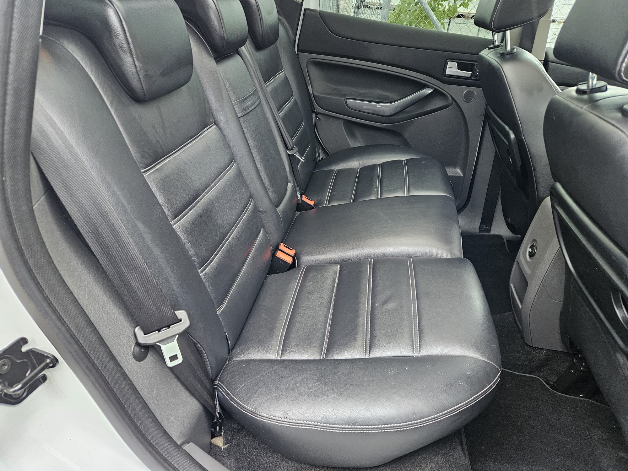 
								Ford FORD Kuga 2.0 TDCi Titanium 4WD PowerShift 2012 full									