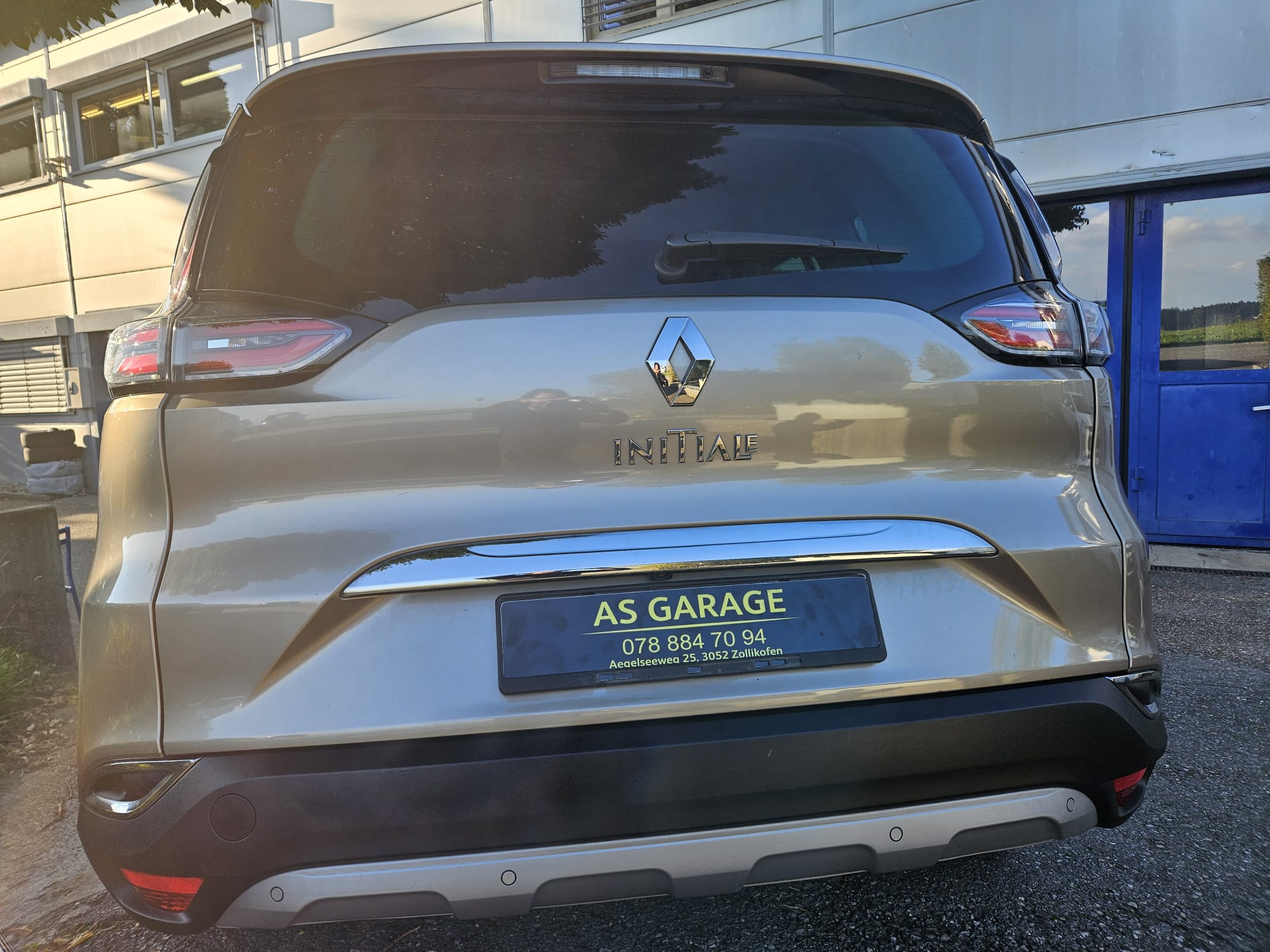 
								RENAULT Espace 1.6 TCe Initiale EDC 2016 full									